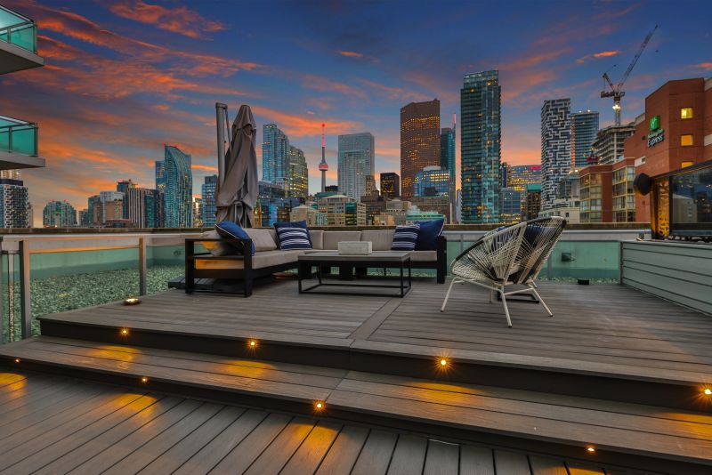 112 George Street #902, Toronto, ON
