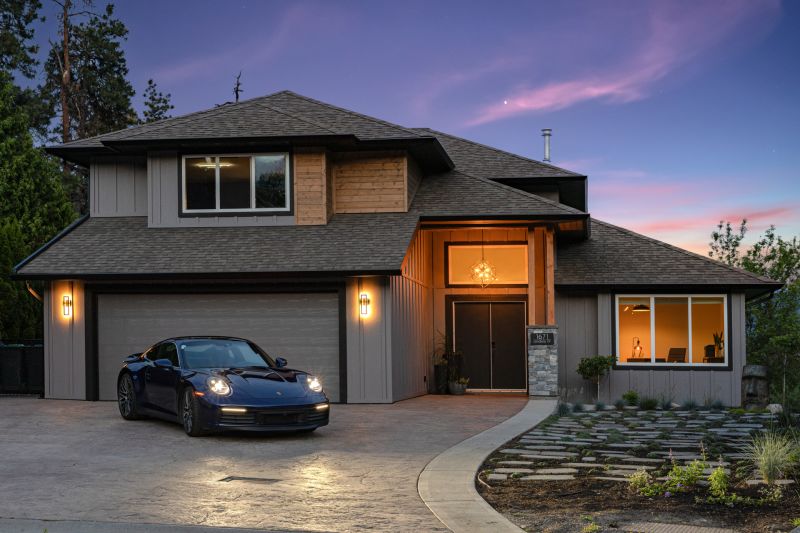 1671 Lindsay Drive, Kelowna, BC