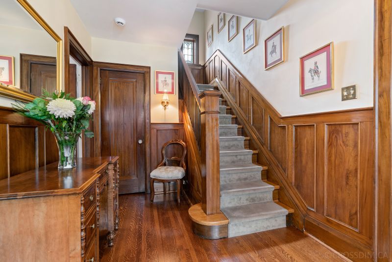 31 Hillhurst Blvd, Toronto, ON