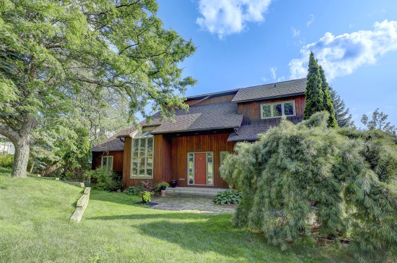 147 Rue Montcalm, Bromont, QC, Canada, Bromont, QC