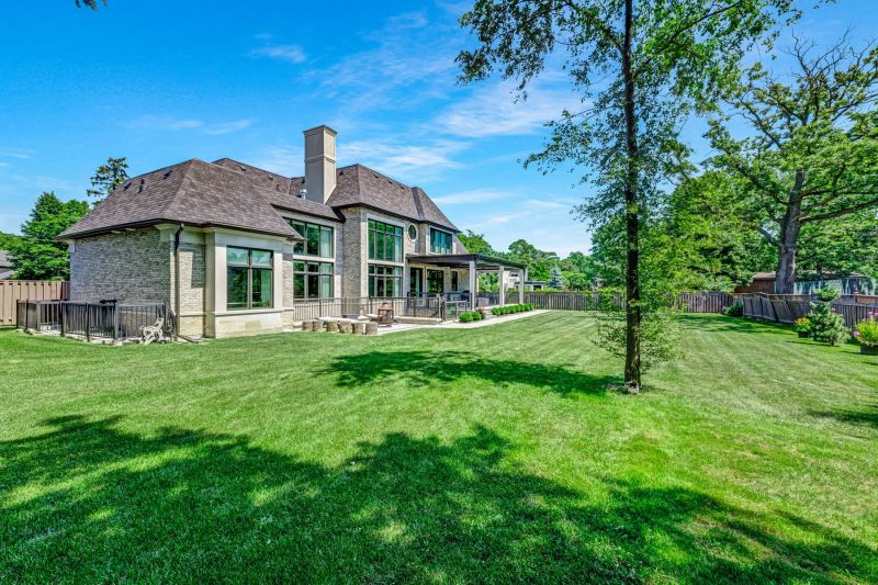 714 Atoka Drive, Mississauga, ON
