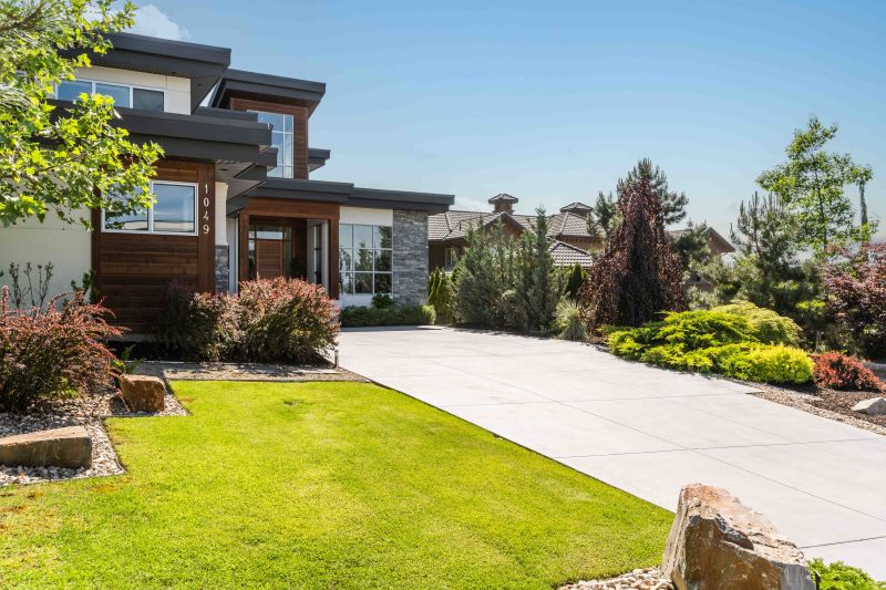 1049 Westpoint Drive, Kelowna, BC