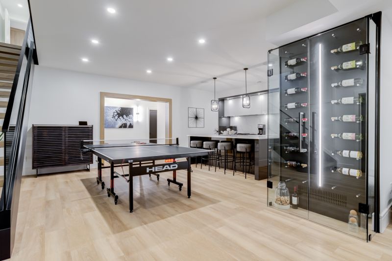 6 Shakespeare Road, Hamilton, ON