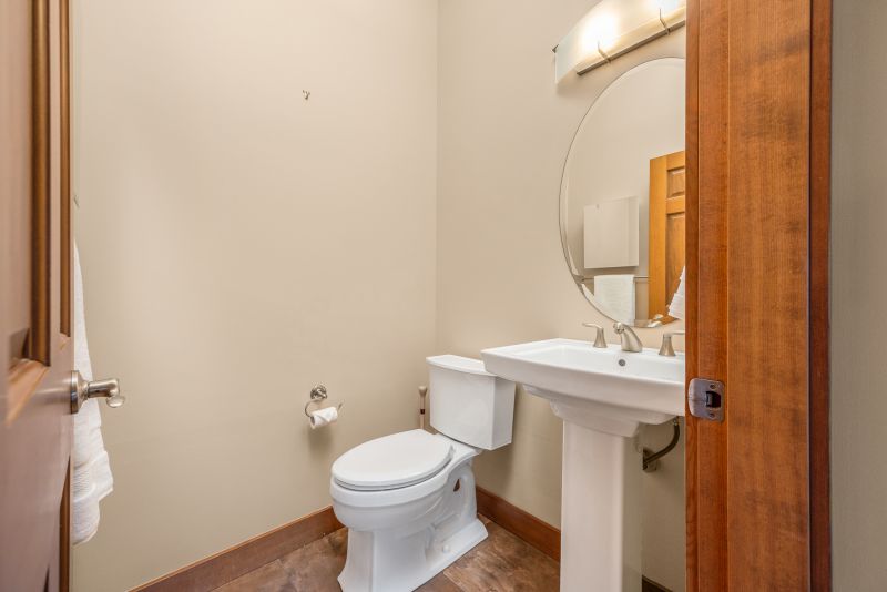 7 - 9990 EASTSIDE Rd, Vernon, BC