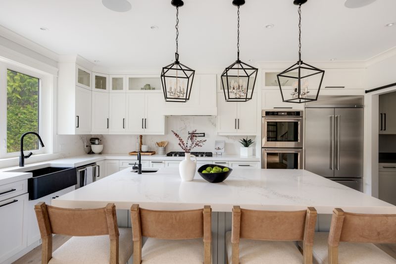 3880 Cadboro Bay Rd, Victoria, BC
