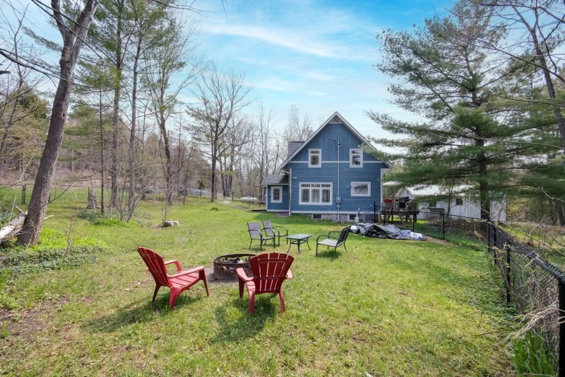 2827 Muskoka Road 118 West, Port Carling, ON