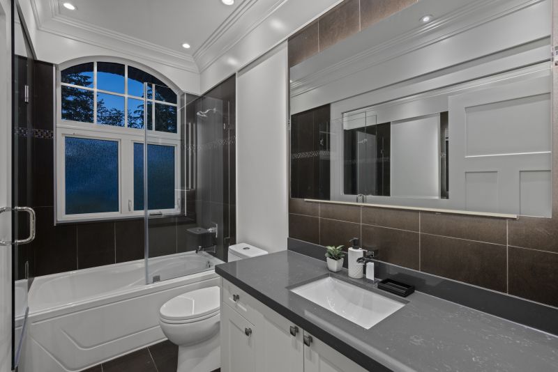 16305 27A Avenue, South Surrey, BC