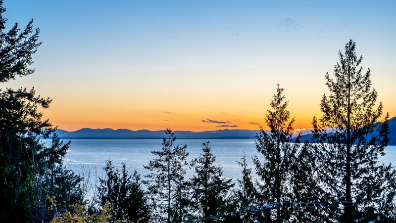 6225 St Georges Pl, West Vancouver, BC