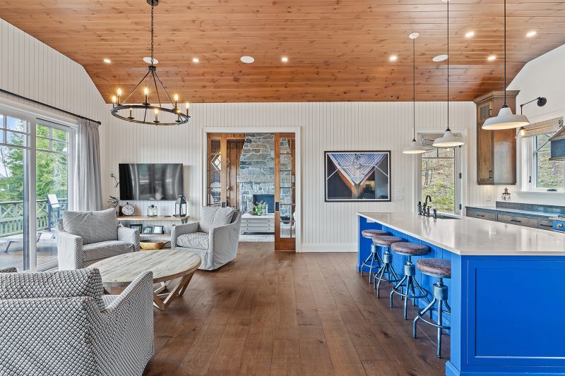 1043 Heather Lodge Road, Port Carling, ON