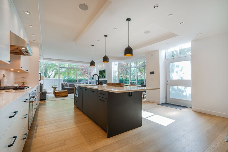 403 Beach Crescent, Vancouver, BC