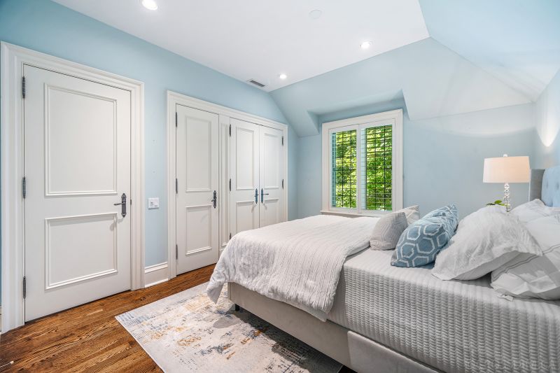 34 Dinnick Crescent, Toronto, ON
