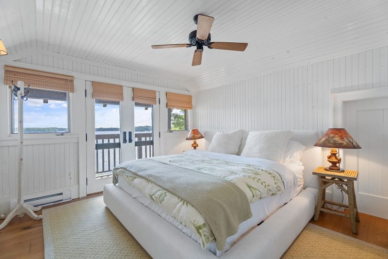 1 Onaway Island R21, Muskoka Lakes, ON