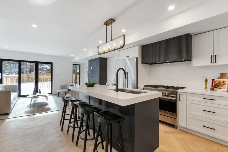 141 Craighurst Avenue, Toronto, ON