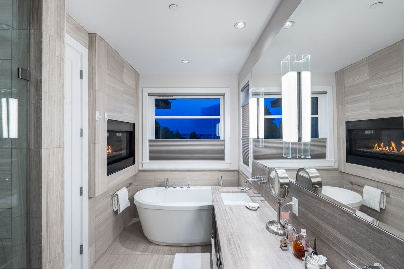 2130 Kings Avenue, West Vancouver, BC