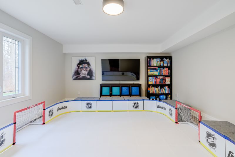 18 Elder Crescent, Hamilton, ON
