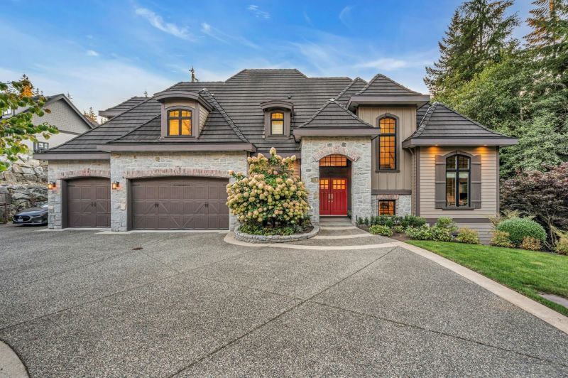 1530 Crystal Creek Drive, Port Moody, BC