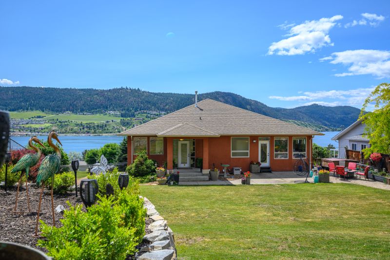 7551 Tronson Road, Vernon, BC