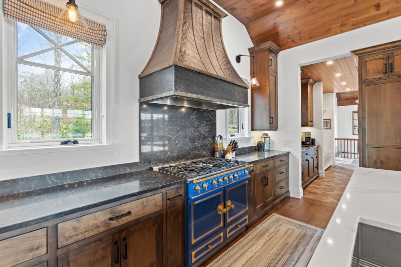 1043 Heather Lodge Road, Port Carling, ON