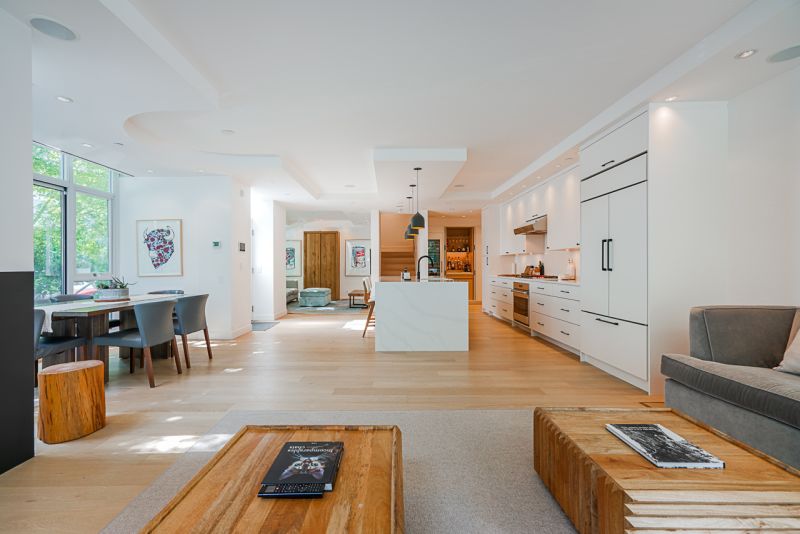 403 Beach Crescent, Vancouver, BC