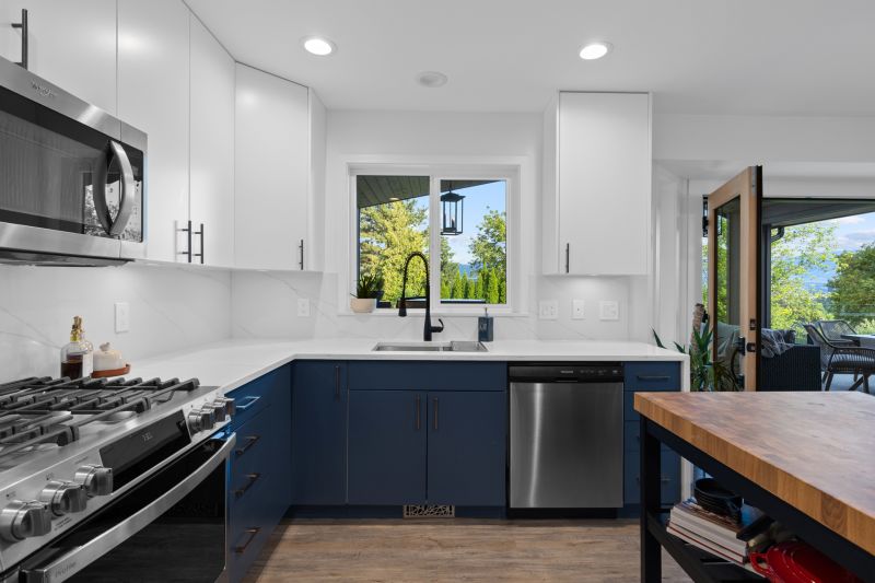 1671 Lindsay Drive, Kelowna, BC