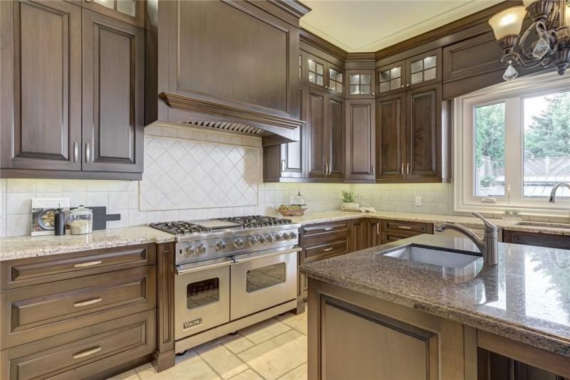 219 Kirkwood Drive, Dundas, ON
