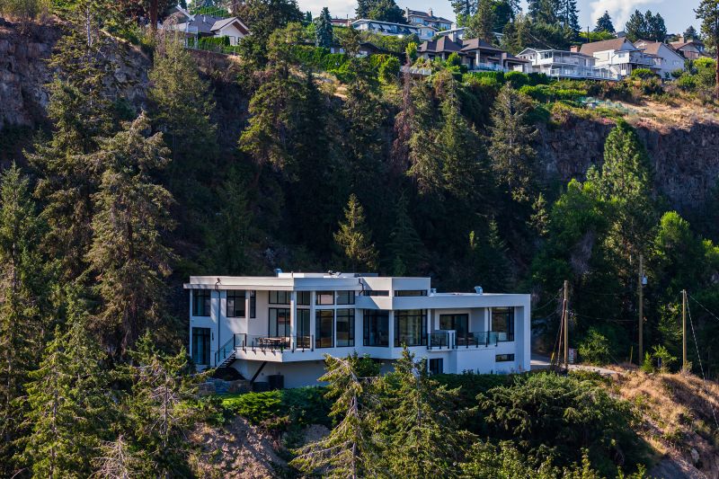 2843 Lakeridge Road, West Kelowna, BC