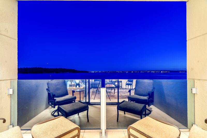 111 18th Street, West Vancouver, BC