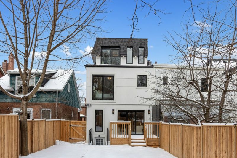 141 Craighurst Avenue, Toronto, ON