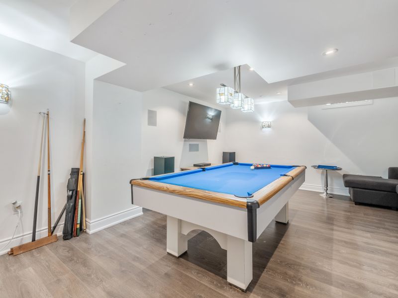 4768 DeForest Crescent, Burlington, ON, Canada, Burlington, ON