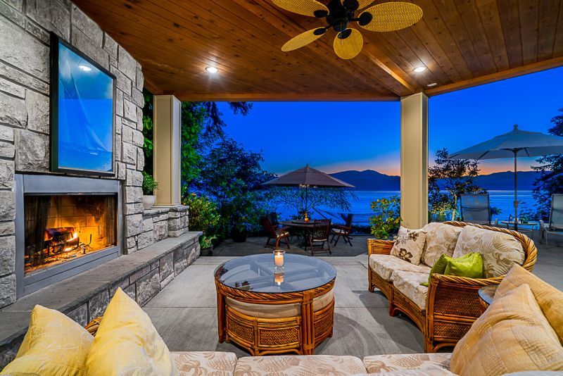 8035 Pasco Road, West Vancouver, BC