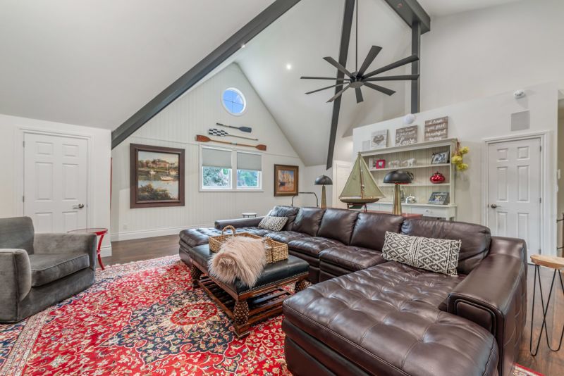 347 East Hart Crescent, Burlington, ON, Canada, Burlington, ON