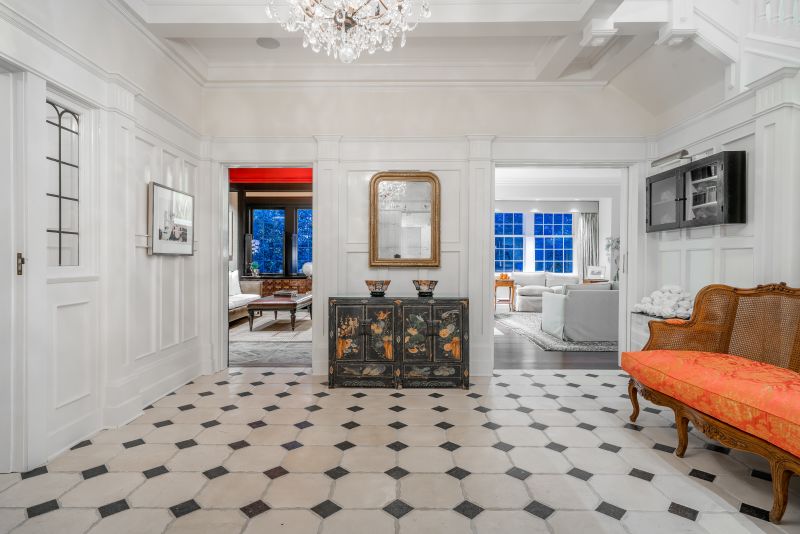 1389 THE CRESCENT, Vancouver, BC