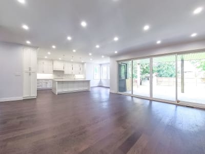 Luxury estate at 1029 Lorne Park Road, Mississauga, ON — photo 3
