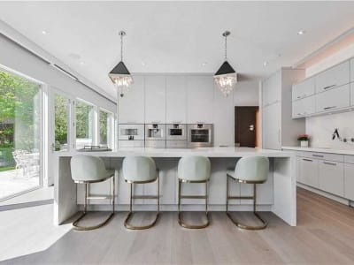 Luxury estate at 2250 Chancery Lane West, Oakville, ON — photo 3