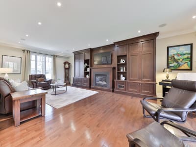 Luxury estate at 80 Oakes Drive, Mississauga, ON — photo 9
