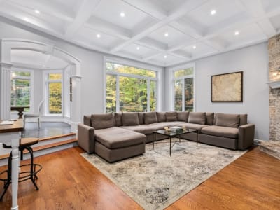 Luxury estate at 12 Place d Amance, Montreal — photo 10