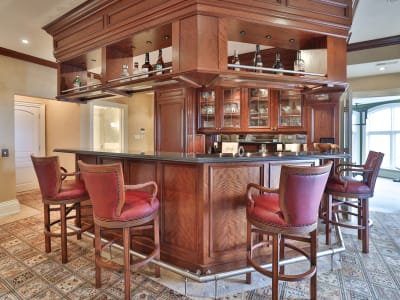 Luxury estate at 872 Whittier Crescent, Mississauga, ON — photo 8