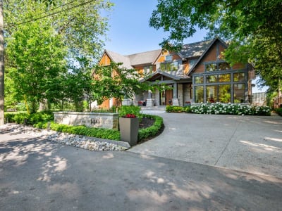 Luxury estate at 140 Secord Lane, Burlington, ON — photo 8