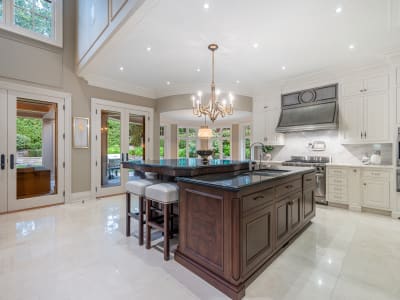 Luxury estate at Burlington, ON — photo 19