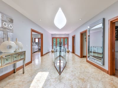 Luxury estate at 1188 Birchview Drive, Mississauga, ON — photo 10