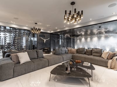 Luxury estate at 373 Rue des Carmantines, Laval — photo 15