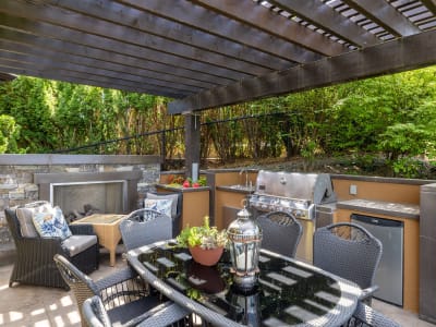 Luxury estate at 983 Westpoint Drive, Kelowna, BC — photo 22