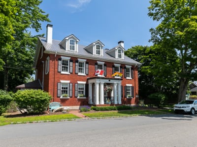 Luxury estate at 142 Queen Street, St. Andrews, NB — photo 2