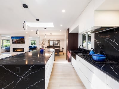 Luxury estate at 3965 Viewridge Place, West Vancouver, BC — photo 7