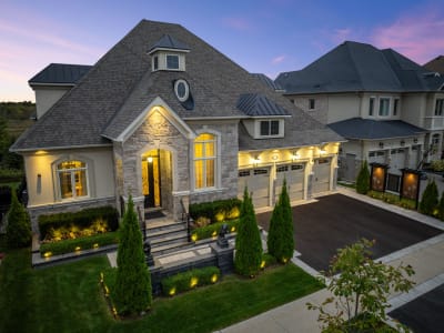 Luxury estate at 28 Chuck Ormsby Crescent, King City, ON — photo 18