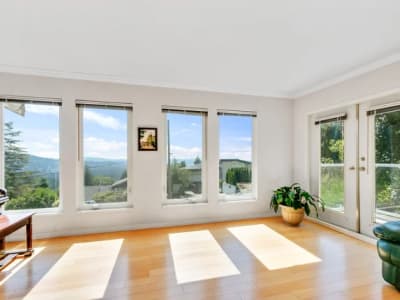 Luxury estate at 530 Craigmohr Drive, West Vancouver, BC — photo 11