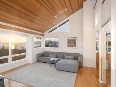Luxury estate at 10339 Sunshine Coast Highway, Halfmoon Bay, BC — photo 16