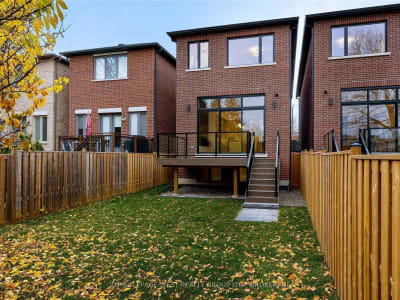 Luxury estate at 216 Delta Street, Etobicoke, ON — photo 11