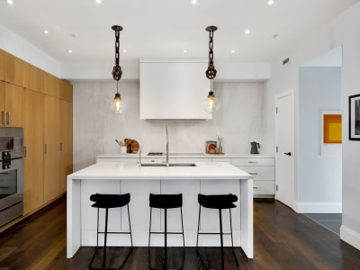 Luxury estate at 43 Hanna Avenue, Toronto, ON — photo 4