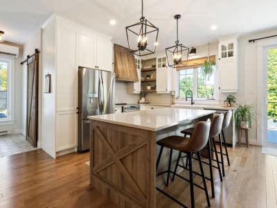 Luxury estate at 303 Rue Bergeron Est, Granby, QC — photo 15